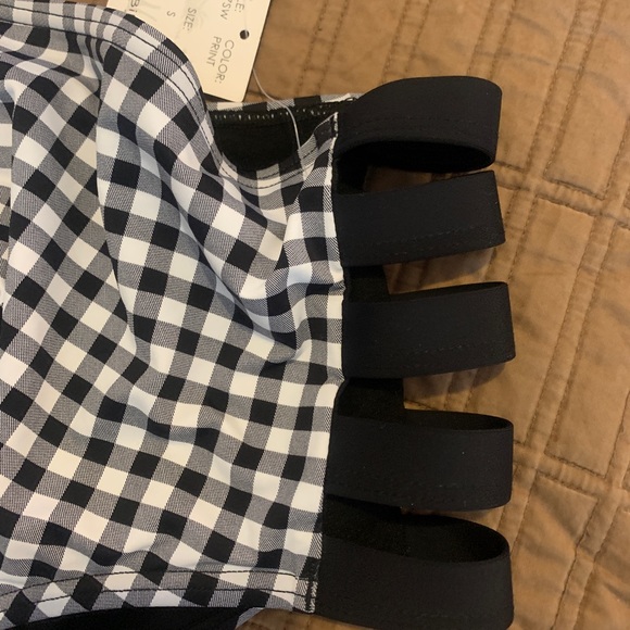 Brand new Size small TiniBikini - Picture 6 of 11